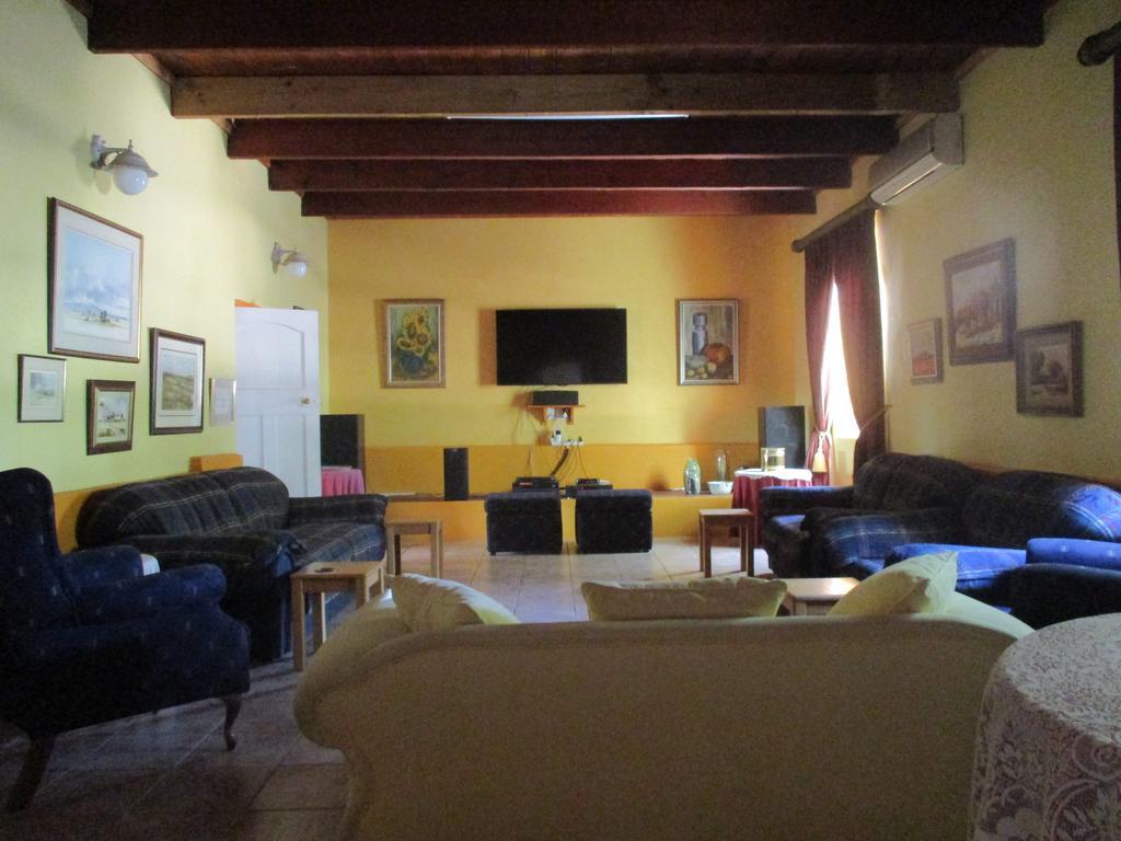 Van Rhyn Guest House Vanrhynsdorp エクステリア 写真